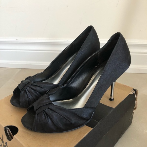 Le Château Heels 3.5” - Picture 1 of 11